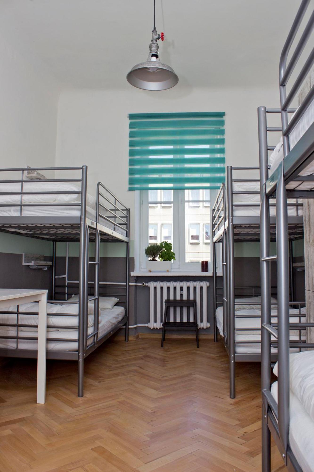 Chillout Hostel Warszawa Rom bilde